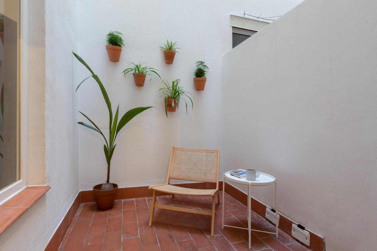 Puerta De Larios: Central Three-Bedroom Apartment With Balconies And Patio Málaga Esterno foto